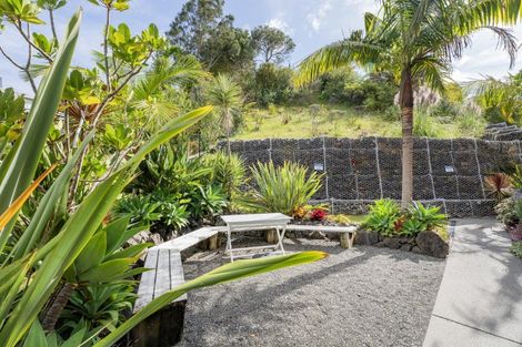Photo of property in 27/1 Centennial Drive, Whitianga, 3510
