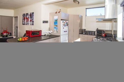 Photo of property in 12 Casel Street, Masterton, 5810