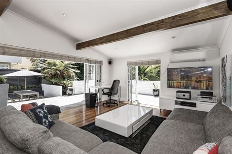 Photo of property in 37 Awatere Avenue, Beerescourt, Hamilton, 3200