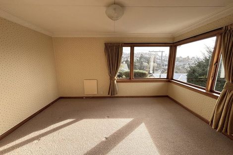 Photo of property in 43 Sutherland Street, Dunedin Central, Dunedin, 9016