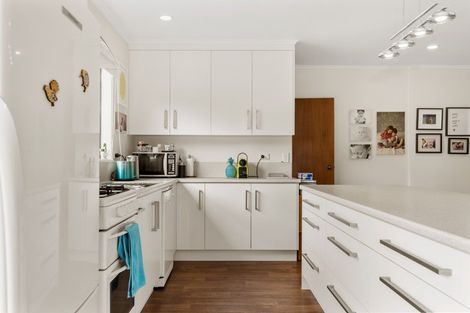 Photo of property in 9 Lynbert Road, Lynmore, Rotorua, 3010