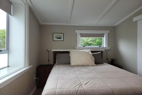 Photo of property in 27 Ngamotu Road, Moturoa, New Plymouth, 4310