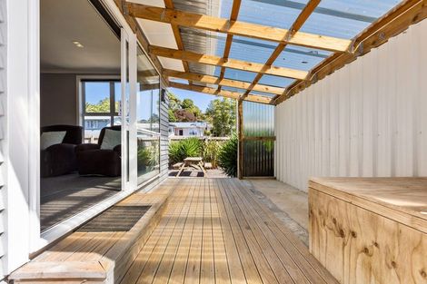 Photo of property in 9 Regent Place, Blagdon, New Plymouth, 4310