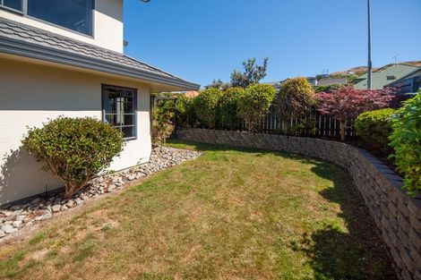 Photo of property in 28 Amesbury Drive, Churton Park, Wellington, 6037