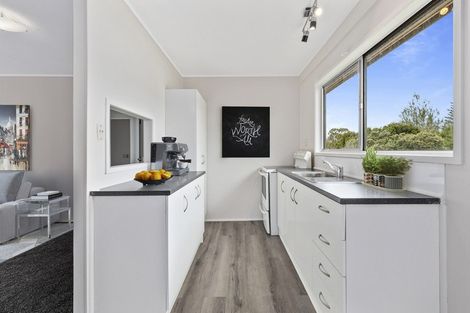 Photo of property in 2/38 Lynden Avenue, Hillcrest, Auckland, 0627