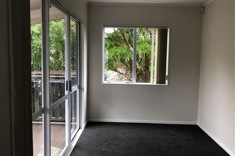 Photo of property in 61 Hassan Drive, Massey, Auckland, 0614