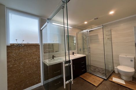 Photo of property in 27 Palmer Crescent, Mission Bay, Auckland, 1071