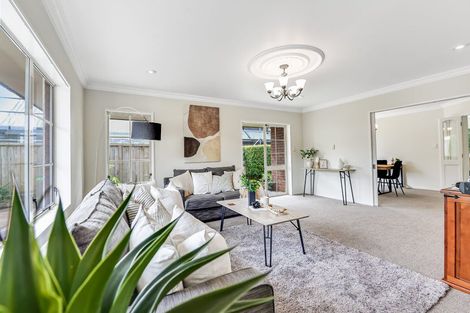 Photo of property in 17 Willowfield Place, Pukete, Hamilton, 3200