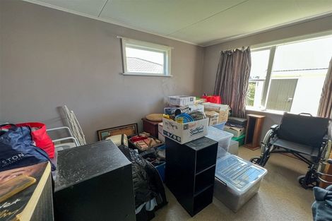 Photo of property in 3 Gertrude Street, Dannevirke, 4930