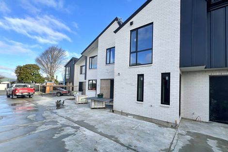 Photo of property in 4/133 Blighs Road, Strowan, Christchurch, 8052