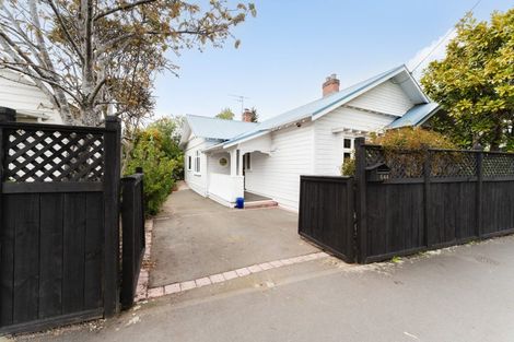 Photo of property in 544 Highgate, Maori Hill, Dunedin, 9010