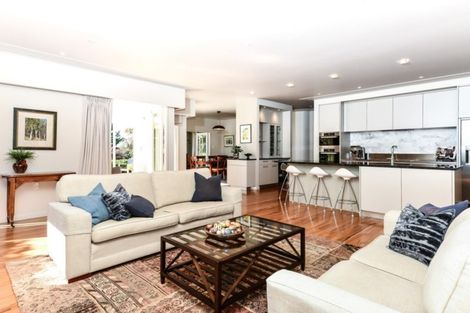 Photo of property in 65 Braid Road, St Andrews, Hamilton, 3200