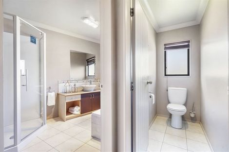 Photo of property in 16 Lockhart Place, Rototuna, Hamilton, 3210