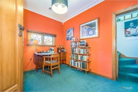 Photo of property in 33 Puriri Street, Woburn, Lower Hutt, 5010