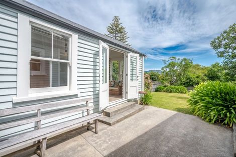 Photo of property in 14 Percy Street, Akaroa, 7520