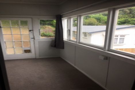 Photo of property in 11 Smale Terrace, Hospital Hill, Napier, 4110