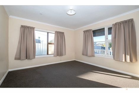 Photo of property in 1 Augustine Street, Waimate, 7924