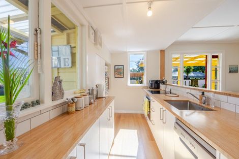 Photo of property in 27 Grange Road North, Haumoana, 4102