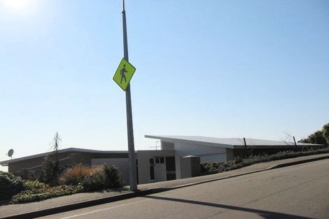 Photo of property in 16 Overdale Drive, Cashmere, Christchurch, 8022