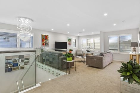 Photo of property in 112 Admirals Court Drive, Greenhithe, Auckland, 0632