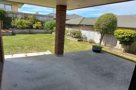 Photo of property in 50 Percy Kinsman Crescent, Riverstone Terraces, Upper Hutt, 5018