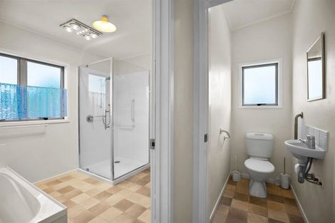 Photo of property in 1b Poland Street, Paeroa, 3600