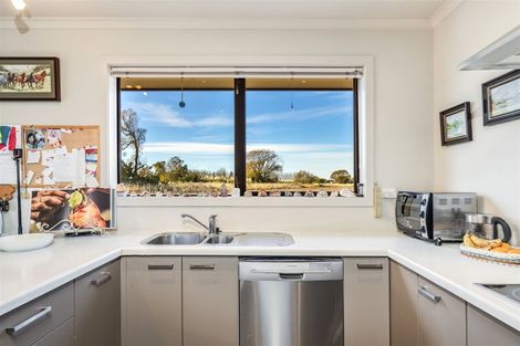 Photo of property in 24 Algarve Close, Blenheim, 7201