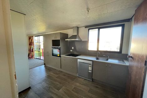 Photo of property in 2/27 Nearco Street, Randwick Park, Auckland, 2105