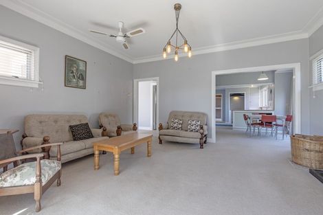 Photo of property in 5 Ruataniwha Street, Waipukurau, 4200