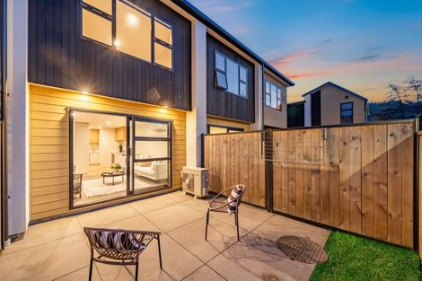 Photo of property in 7/240 Stokes Valley Road, Stokes Valley, Lower Hutt, 5019