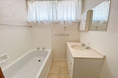 Photo of property in 4/126 Astley Avenue, New Lynn, Auckland, 0600