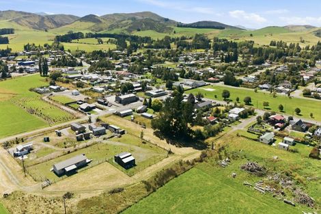 Photo of property in 8 Tauna Street, Lumsden, 9730