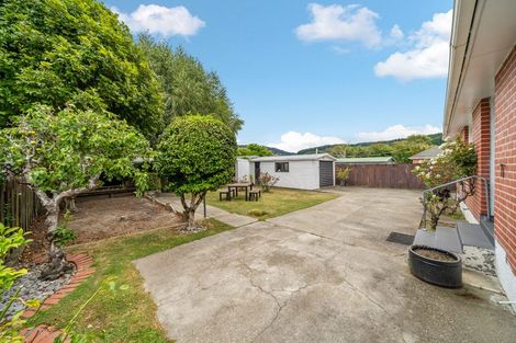 Photo of property in 8 Kelly Grove, Elderslea, Upper Hutt, 5018