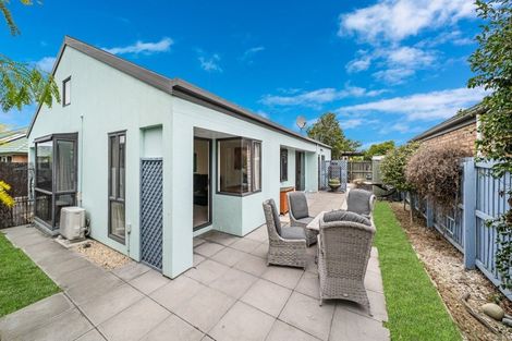Photo of property in 1/66 Broadhaven Avenue, Parklands, Christchurch, 8083