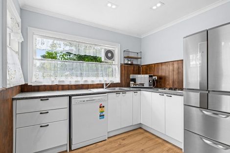 Photo of property in 32 Milton Road, Bluff Hill, Napier, 4110