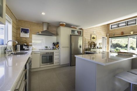 Photo of property in 16 Te Akau Drive, Russell, 0272