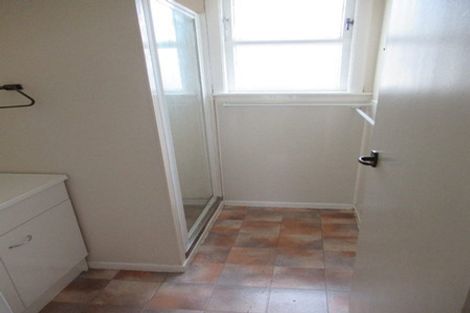 Photo of property in 13 Goldsmith Crescent, Levin, 5510