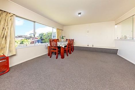 Photo of property in 1/30 Coles Crescent, Papakura, 2110