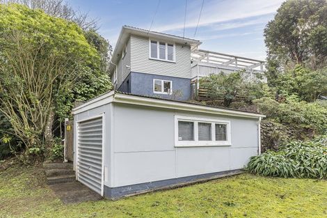 Photo of property in 1 Sydenham Street, Northland, Wellington, 6012