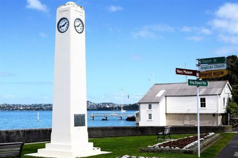 Photo of property in 1/12a Church Street, Devonport, Auckland, 0624