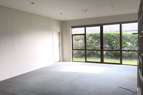 Photo of property in 48 Whitby Crescent, Mairangi Bay, Auckland, 0630