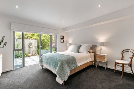 Photo of property in 85 Aberdeen Road, Castor Bay, Auckland, 0620