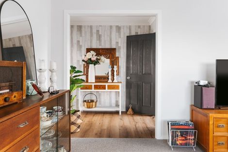 Photo of property in 16 Olive Close, Omokoroa, 3114