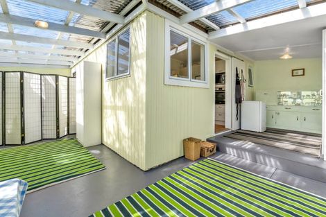 Photo of property in 85 Cockle Bay Road, Cockle Bay, Auckland, 2014