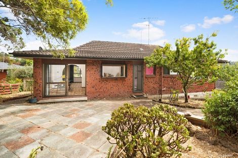 Photo of property in 2/723 Beach Road, Browns Bay, Auckland, 0630