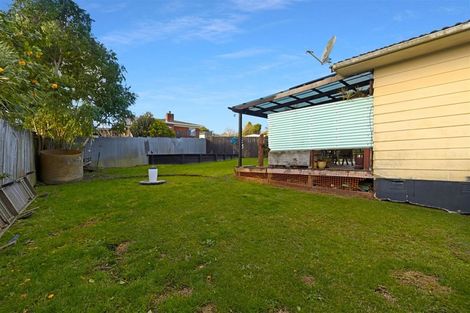 Photo of property in 21 Pankhurst Place, Sunnyvale, Auckland, 0612