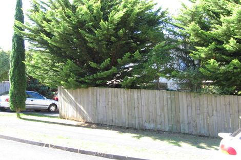 Photo of property in 49 Topliss Drive, Northcross, Auckland, 0632