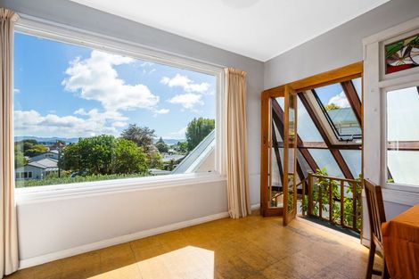 Photo of property in 24 Mahoe Street, Eastbourne, Lower Hutt, 5013