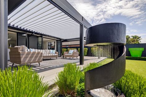 Photo of property in 52 Carrington Drive, Papamoa Beach, Papamoa, 3118