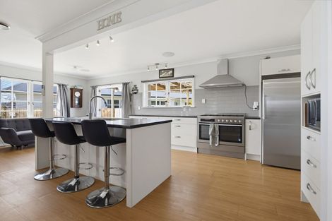 Photo of property in 35 Fitzroy Avenue, Fitzroy, Hamilton, 3206